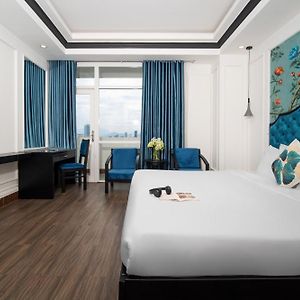 Deluxe Zimmer mit Kingsize-Bett
